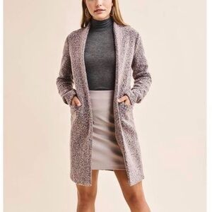 Dynamite | Textured Knit Teddy Coat in Gray and Pink With Pockets Size Large